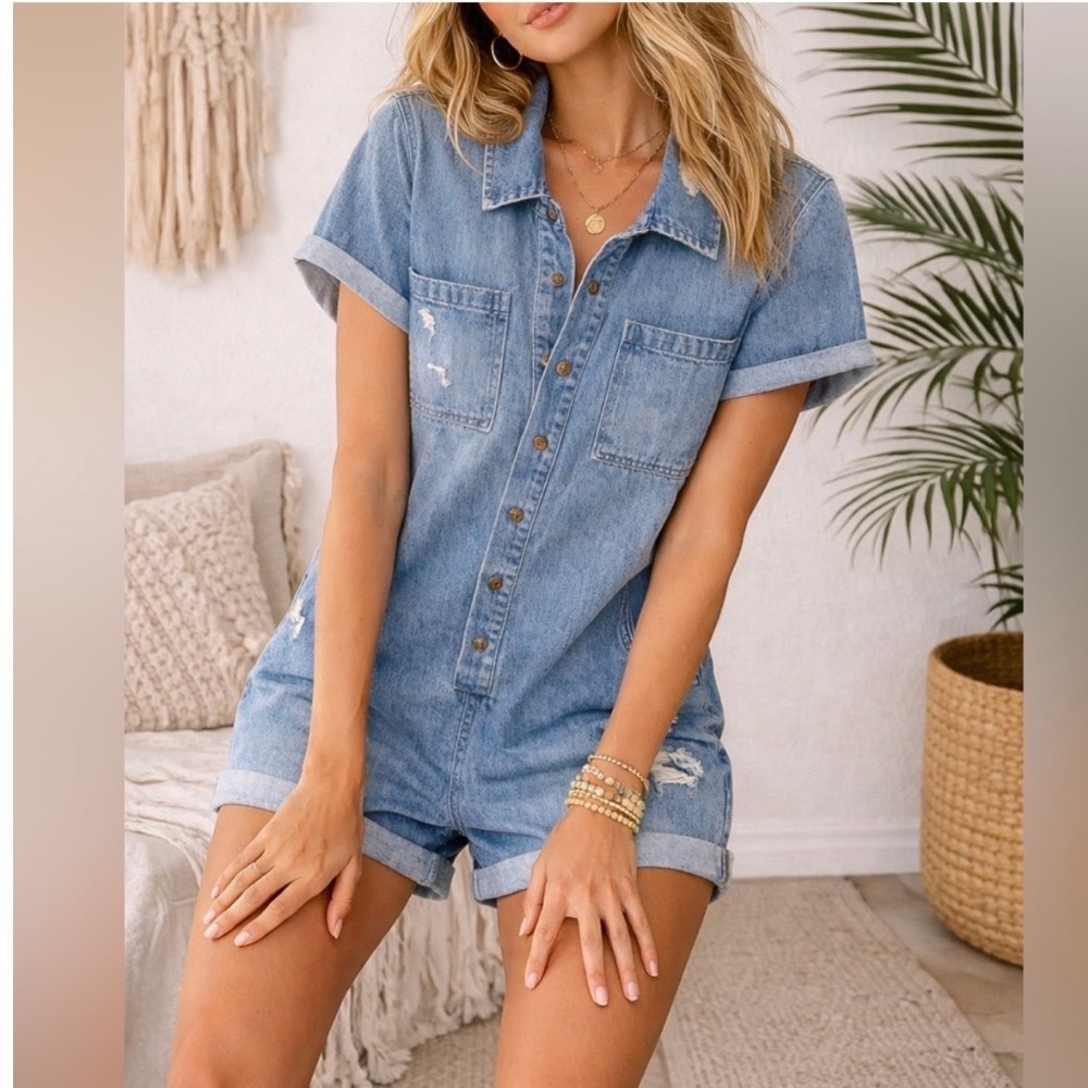 Show Me Your Mumu Denim Romper Women's XS Blue Distressed Button Short Sleeve